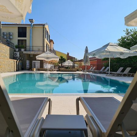 Hotel Stara Sola - Oleander Resort Korte Екстериор снимка