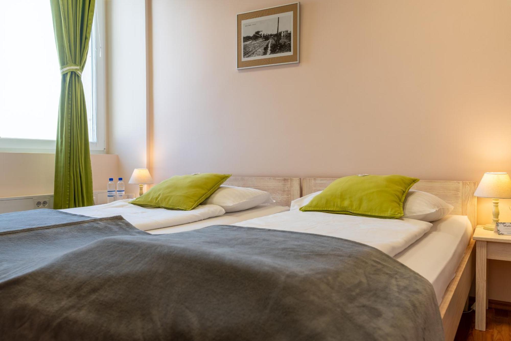 Hotel Stara Sola - Oleander Resort Korte Екстериор снимка